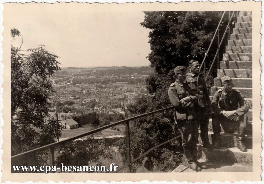 BESANÇON - Vue générale (côté St Jean) prise depuis la Citadelle - photo allemande.